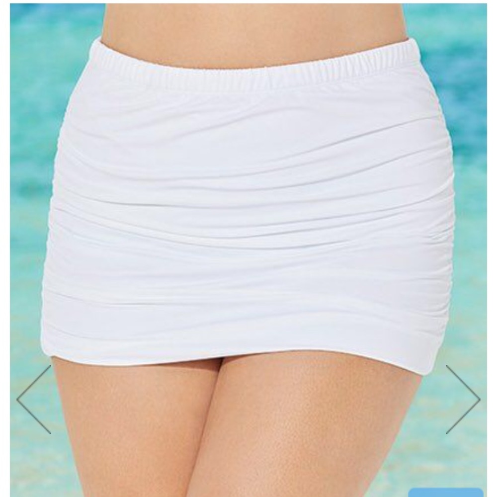 WHITE SHIRRED HIGH WAIST SKIRT